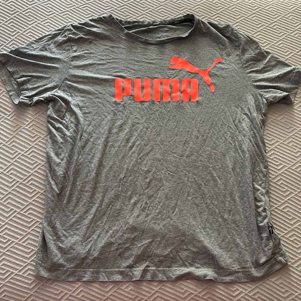 Men’s puma t shirt